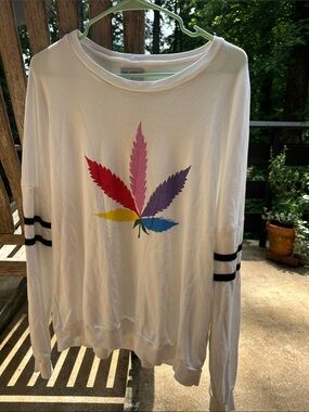 Lauren Moshi White Sweatshirt with Multicolor Leaf Graphic